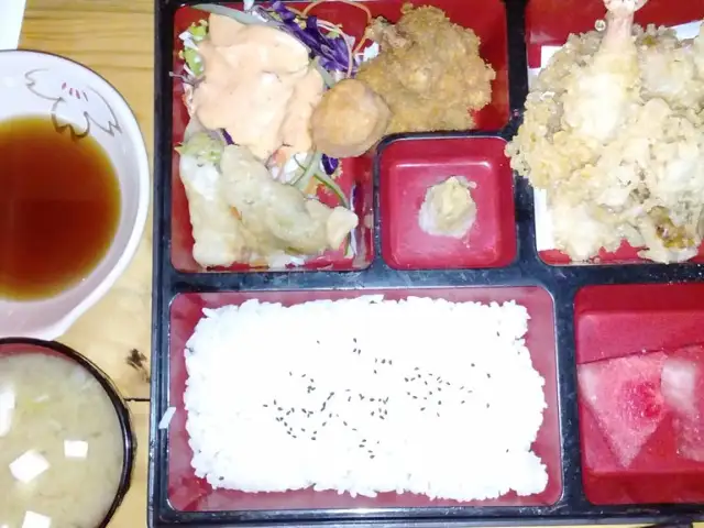 Gambar Makanan Fugu Sushi And Bar 5