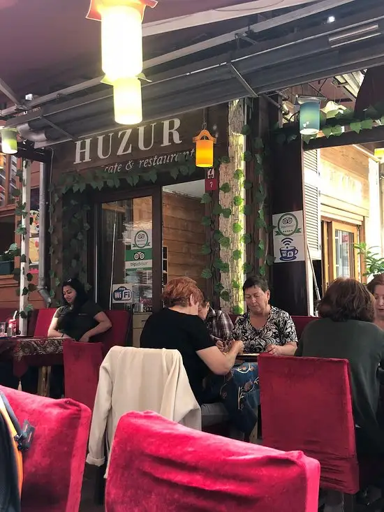 Huzur Cafe & Restaurant'nin yemek ve ambiyans fotoğrafları 13