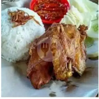 Gambar Makanan Ayam Goereng Akbar, A Wahab Syahranie 5