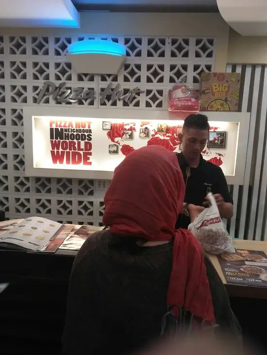 Gambar Makanan Pizza Hut 2