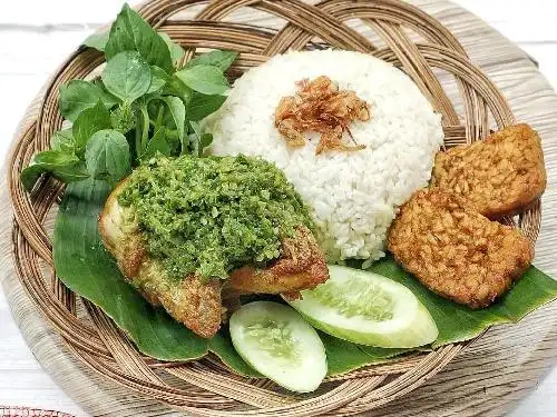 Ayam Goreng Benhill, Gading Serpong