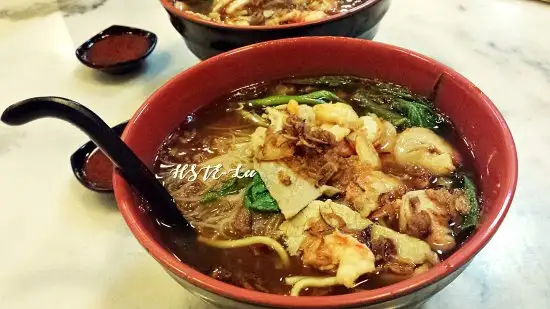 Madam Chong's Prawn Noodles House Food Photo 1