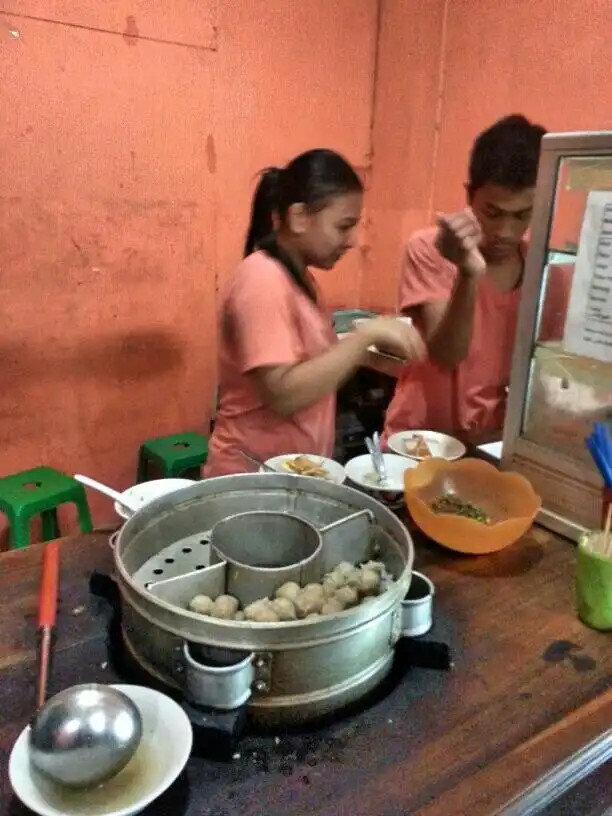 Gambar Makanan Bakso Kikil Seruni 4