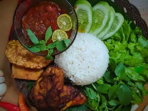 Ayam Bakar Ibu Hesty