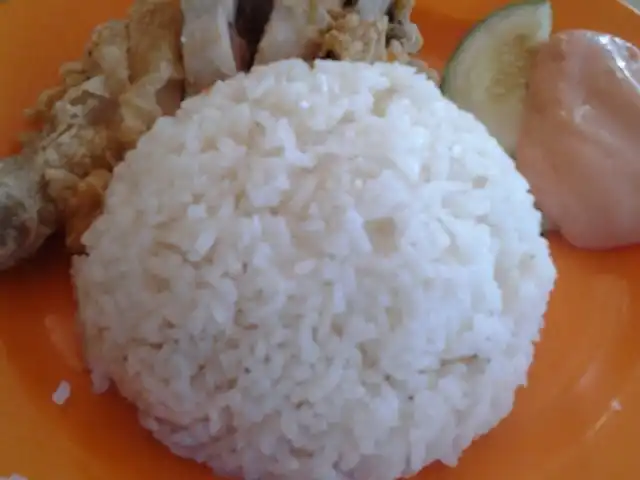 KEN Salad Chicken Rice Food Photo 2