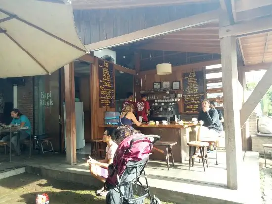 Gambar Makanan Kopi Kiosk Coffee Hut 4