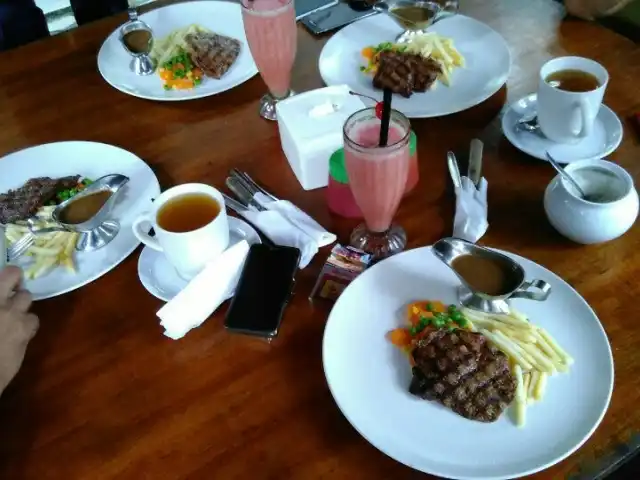 Gambar Makanan treehouse Cafe 11