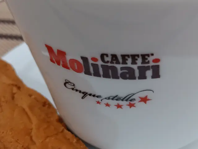 Gambar Makanan Molinari Caffe 4
