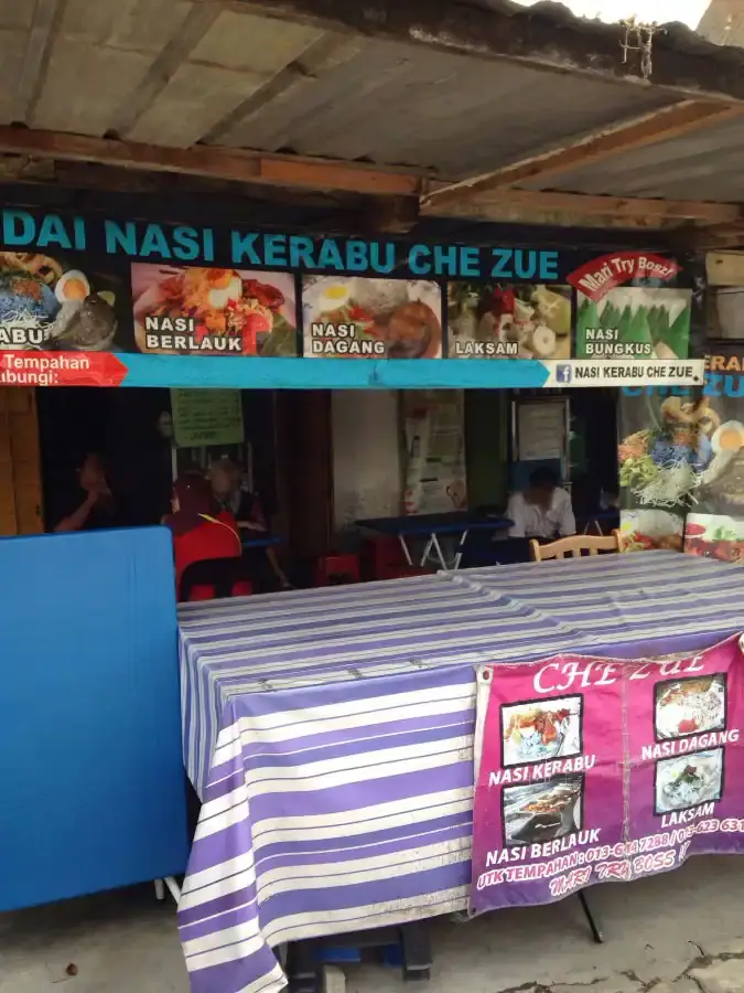 Kedai Nasi Kerabu Che Zue