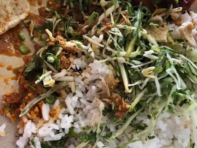 Liniey Nasi Kerabu Tumis Food Photo 5