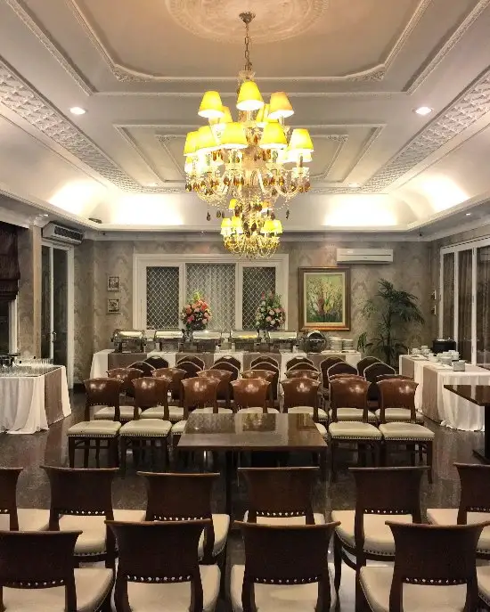 Gambar Makanan Rumah Putih Poolside Restaurant - Cempaka Putih 13