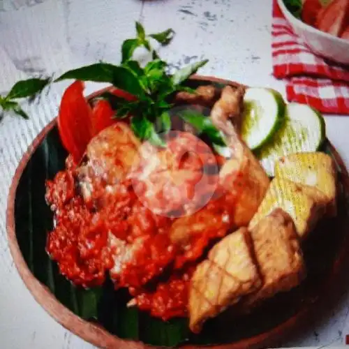 Gambar Makanan Pecel Ayam Dan Nasi Goreng Teh Iyul, Cisarua 9