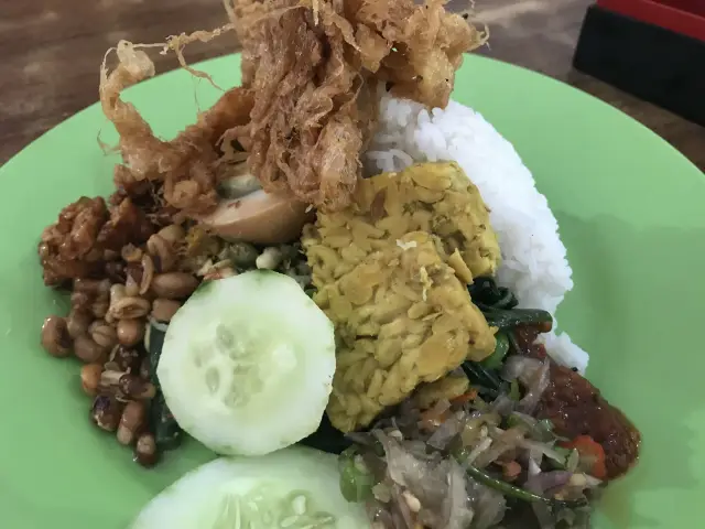 Gambar Makanan Warung Sak Ade Asli Gianyar 8