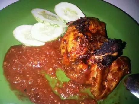 Gambar Makanan Ayam Goreng Kayu Manis 6