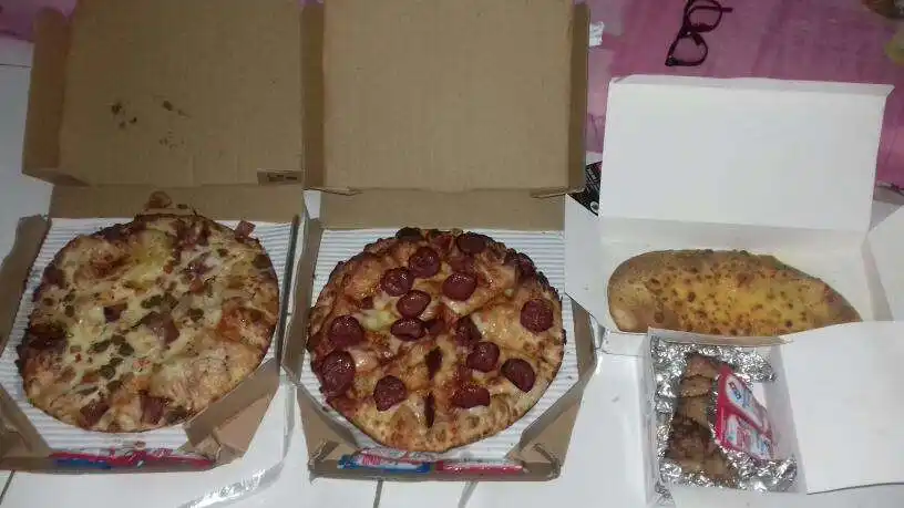 Gambar Makanan Domino's Pizza 12