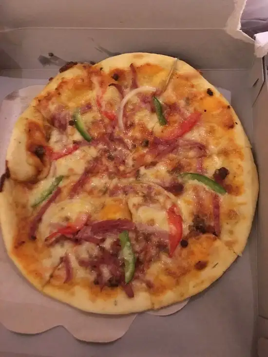 Gambar Makanan Pizza Purissimo 11