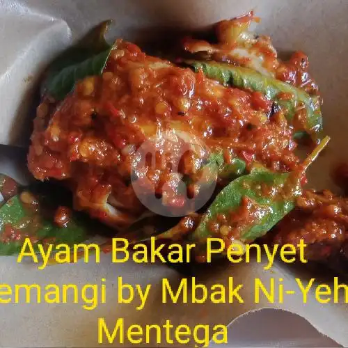 Gambar Makanan Ayam Bakar Mentega Lalapan Mbak Ni-yeh, Mayjend Sutoyo 20