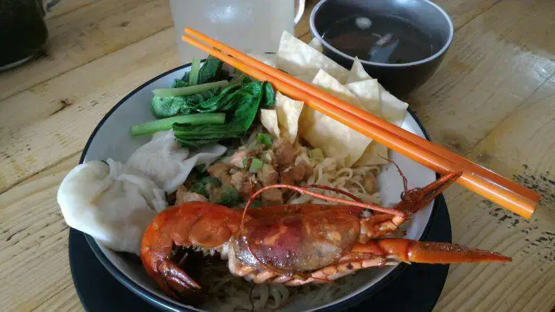 Gambar Makanan Mie Lobster 17