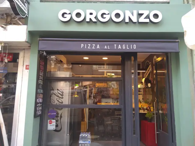 Gorgonzo Pizza'nin yemek ve ambiyans fotoğrafları 4