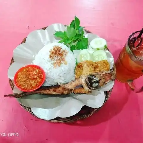 Gambar Makanan Batagor Siomay Juned - Duku 19