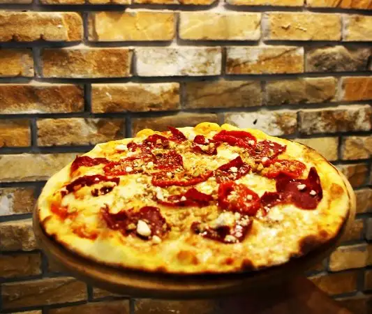 Ham Ham Pizza'nin yemek ve ambiyans fotoğrafları 1