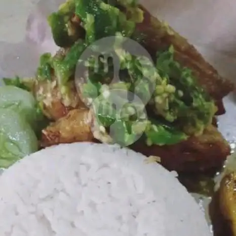 Gambar Makanan Ayam Penyet Sambel Ijo Kamiela, Sukaraja 4