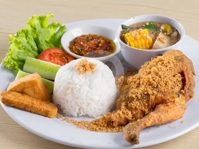 Gambar Makanan Ayam Goreng Karawaci, Padang 5