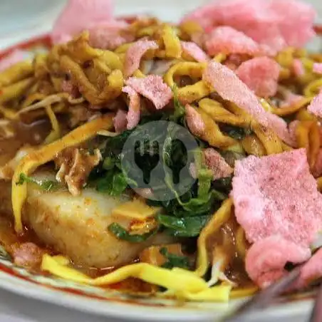 Gambar Makanan Lontong Sayur Mama Oja, Melong Raya 8