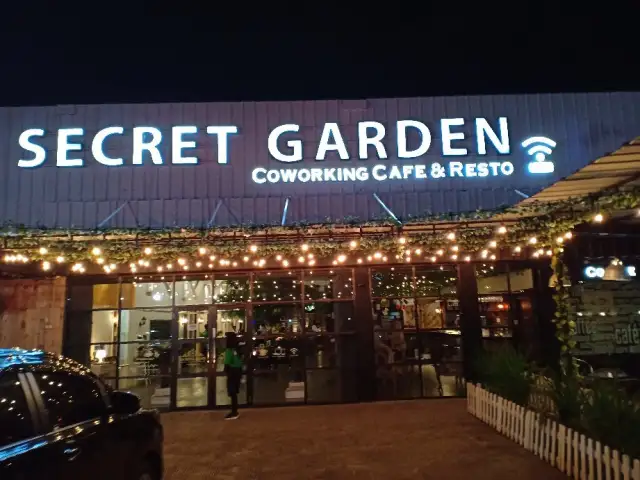 Gambar Makanan Secret Garden Resto & Cafe 3