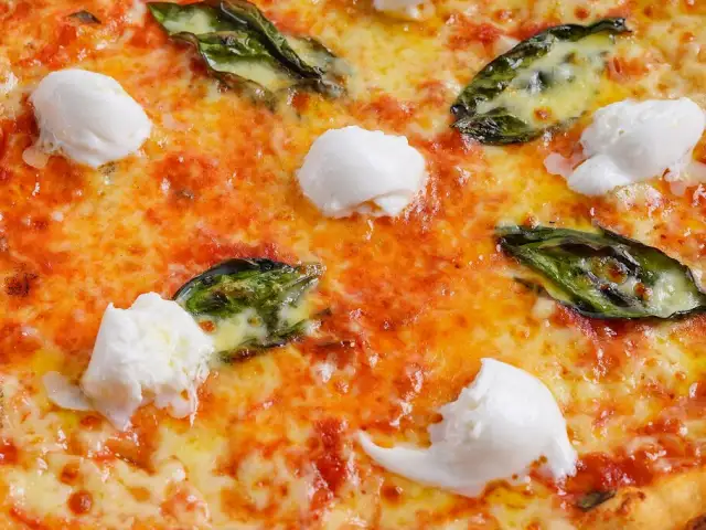 Gambar Makanan Dolce e Salato, Pizza and Gelato 16