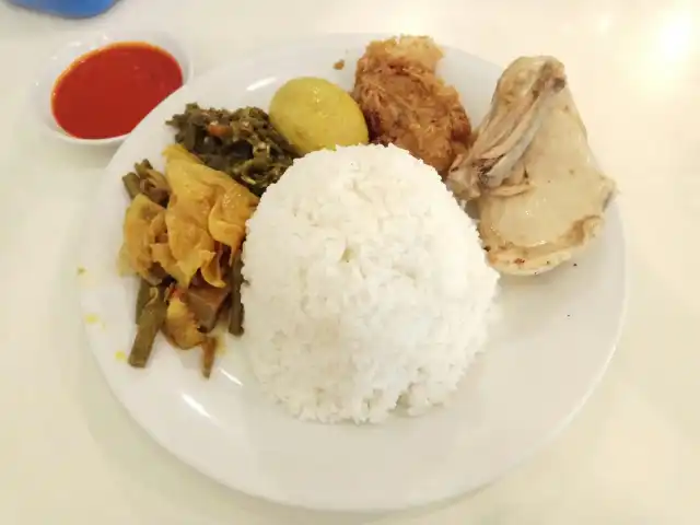 Gambar Makanan Simpang Raya, Raja Ayam Pop 7