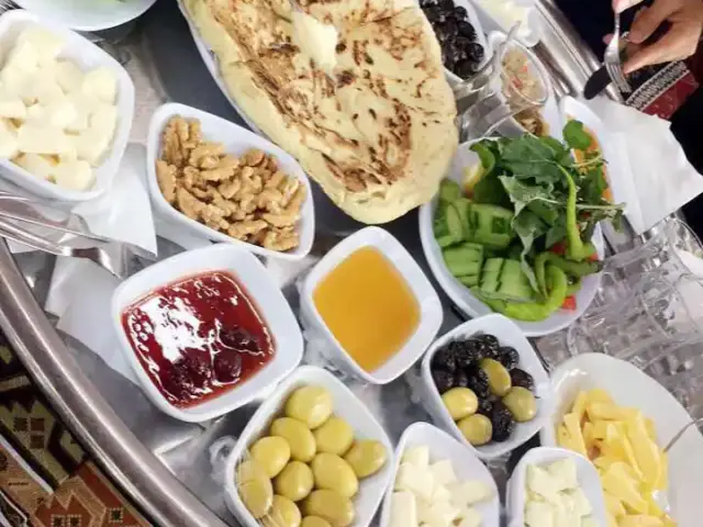 Rasim'in Yeri Köy Kahvaltısı'nin yemek ve ambiyans fotoğrafları 1
