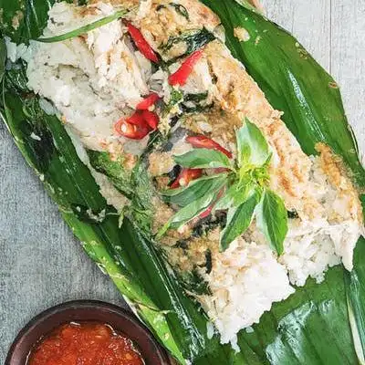 Gambar Makanan Ayam Bakar / Goreng Nasi Liwet Babeh, Rusun Conver 6