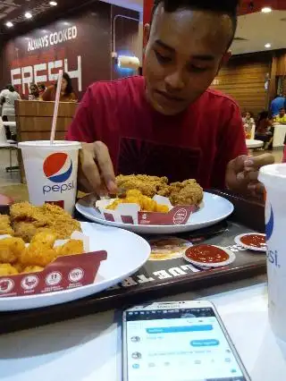 KFC Puteri Wangsa Drive Thru