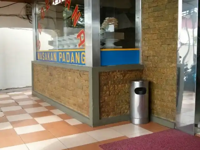 Restoran Sederhana Masakan Padang