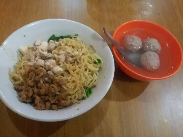 Gambar Makanan Bakmi Lung Kee 4