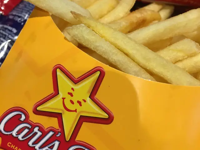 Carl's Jr.'nin yemek ve ambiyans fotoğrafları 23