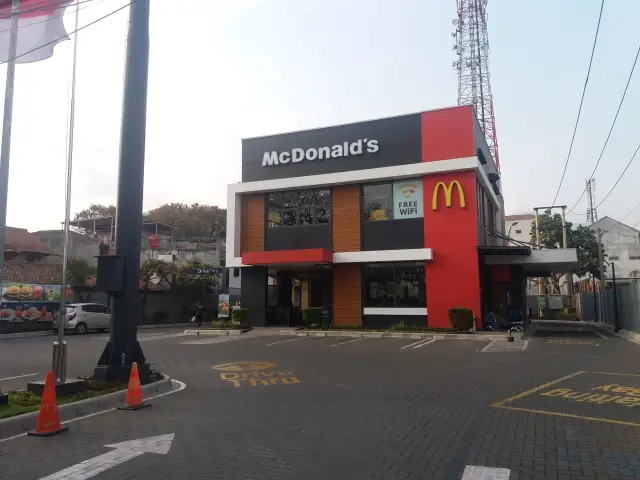 Gambar Makanan McDonald's 7