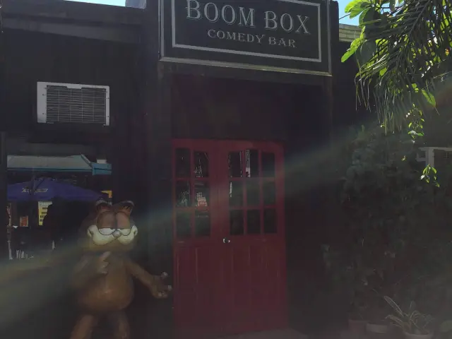 Boom Box Comedy Bar Food Photo 3