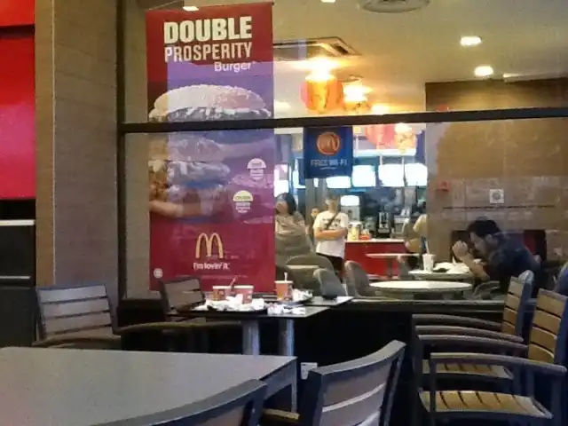 McDonald's / McCafé Food Photo 10