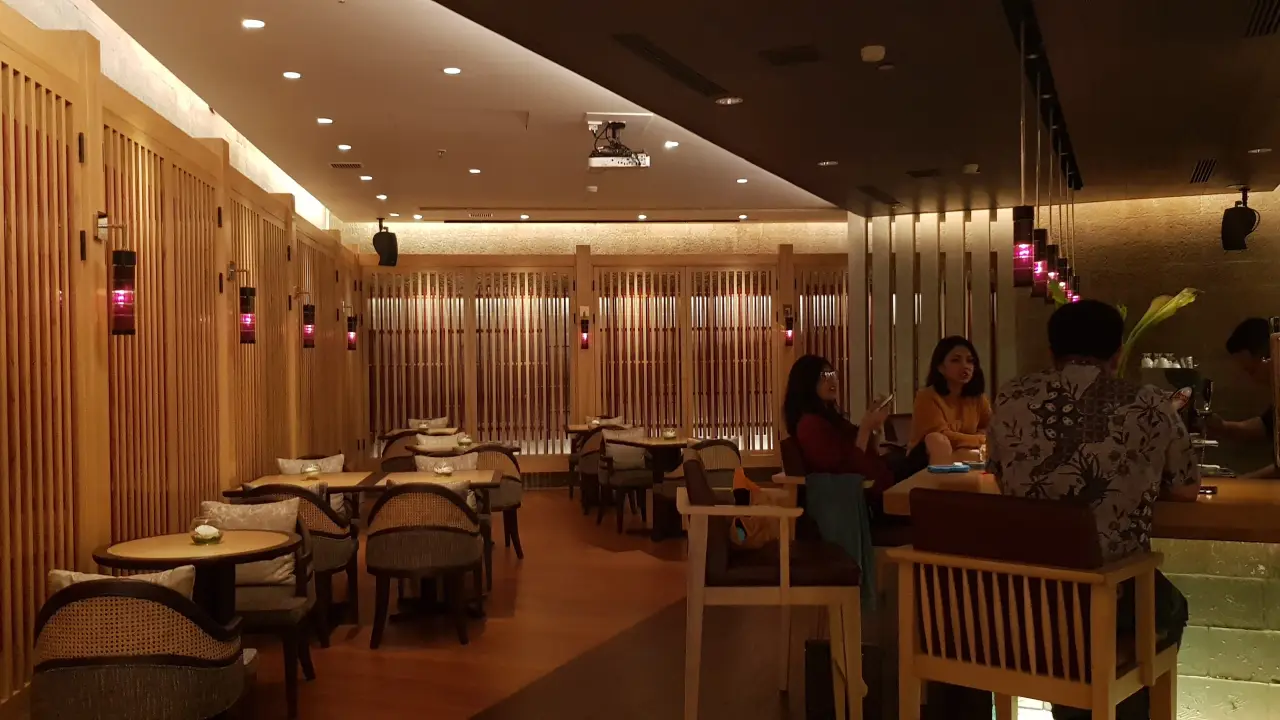 B1Bar-HotelAyanaMidplazaJakarta