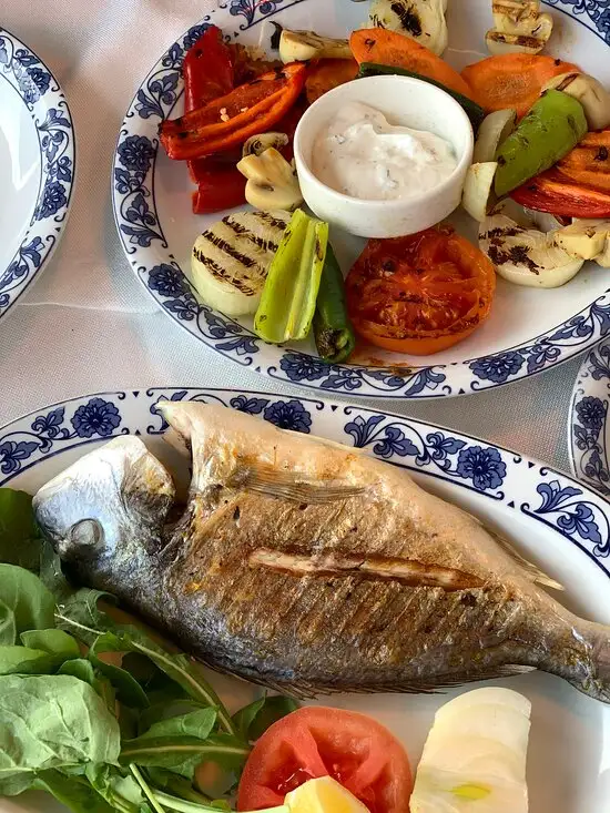 Yaka Balık Restaurant'nin yemek ve ambiyans fotoğrafları 11