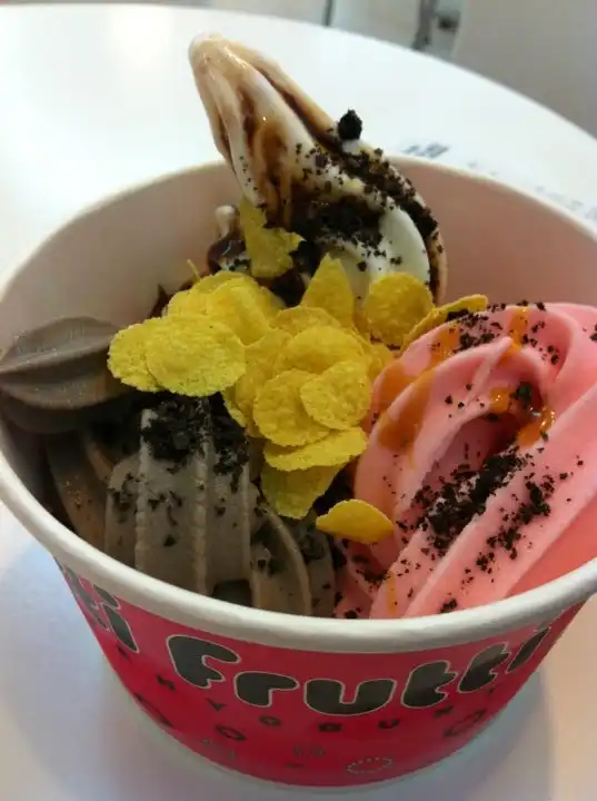 Tutti Frutti Frozen Yogurt Food Photo 8