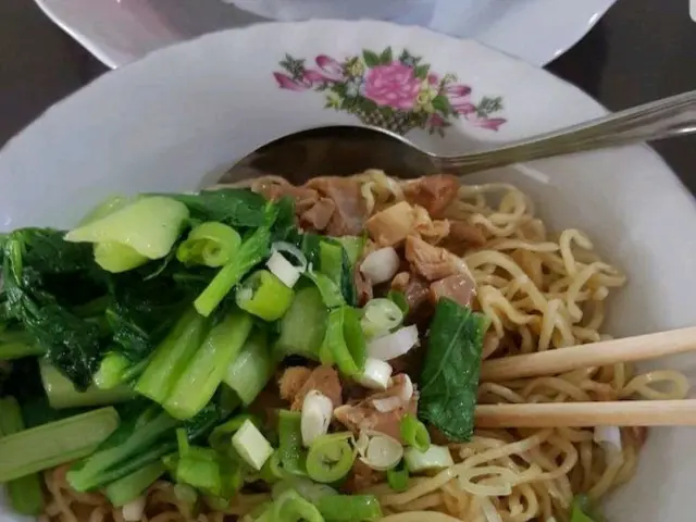 Gambar Makanan Bakmi Loncat Elda 15