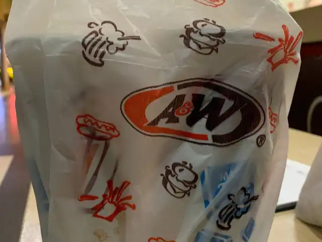 A&W Food Photo 4