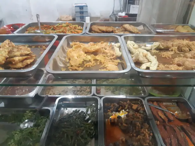 Gambar Makanan Nasi Uduk Ibu Sumi 2