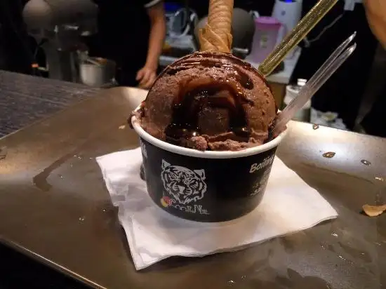 Cool N2 Ice Cream Food Photo 3