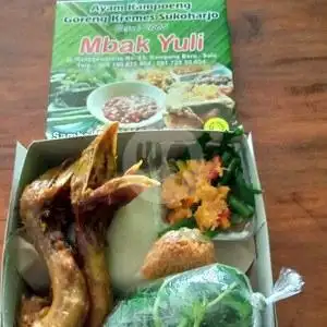 Gambar Makanan Ayam Goreng/Bakar Mbak Yuli, Belakang Bank Indonesia 5