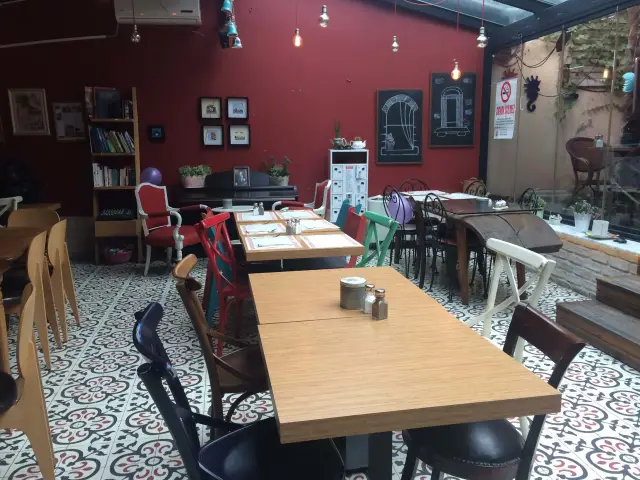 Sera House Cafe'nin yemek ve ambiyans fotoğrafları 15