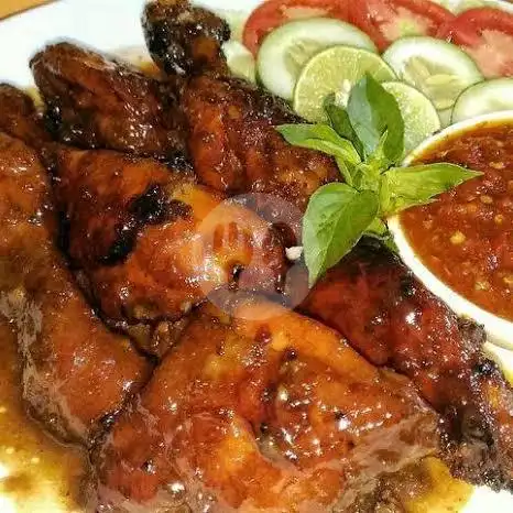 Gambar Makanan Ayam Lalapan Mbok Rizky 13